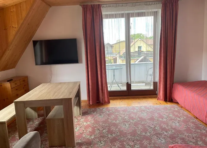 Bialy Dworek بيت ضيافة 3*